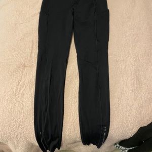 Full length lulu leggings with phone pocket